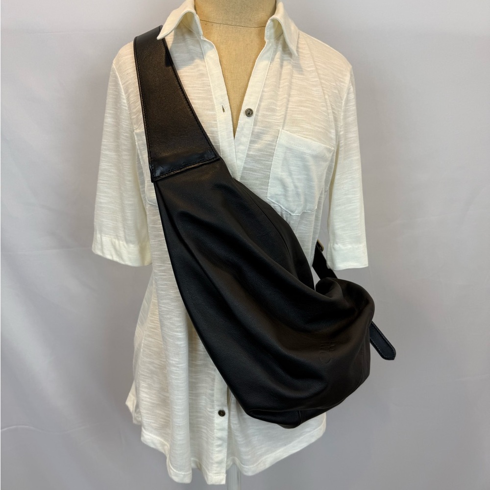 Men's Black Sling Bag